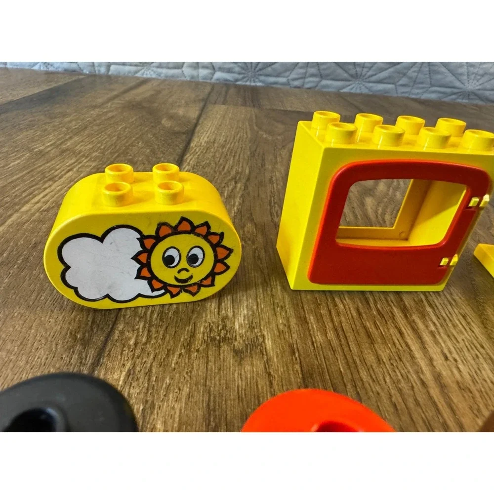 VTG Lego Duplo Family Home Chairs Furniture Lamp‎ Square People Replacements Lot